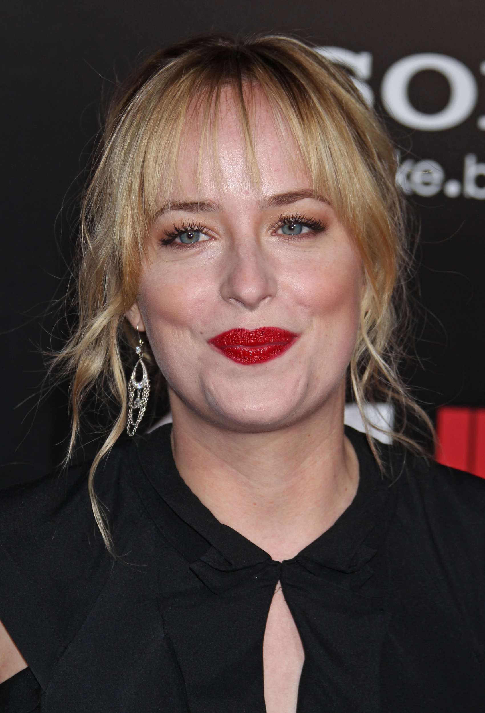 049.jpg